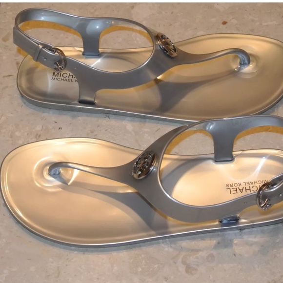 Michael Kors silver MK logo jelly sandal - Picture 2 of 4