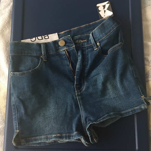 BDG high waisted Jean short