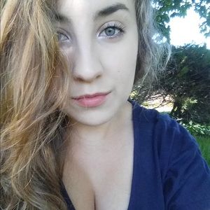 Meet your Posher, Brianna