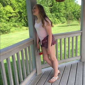 Meet your Posher, Alyssa