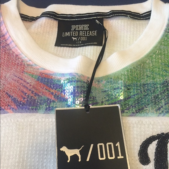 FLASH SALE NWT LIMITED RELEASE VICTORIA'S SECRET - Picture 2 of 3