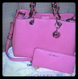 New Michael kors set