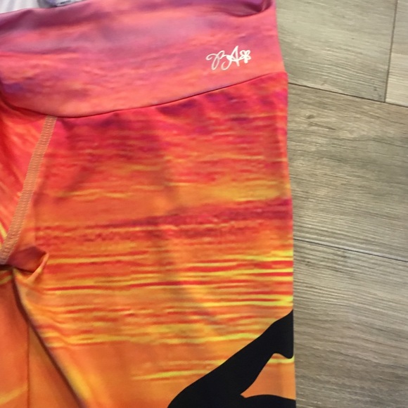 Body Angel Athletic Wear Capris - Picture 3 of 3