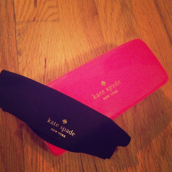 Kate Spade two-tone sunglasses case