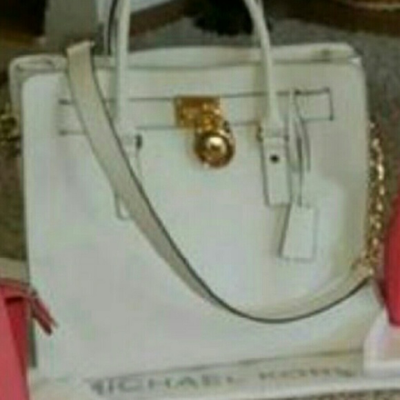 New Michael kors purse - Picture 3 of 3