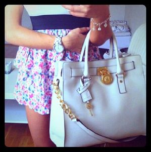 New Michael kors purse