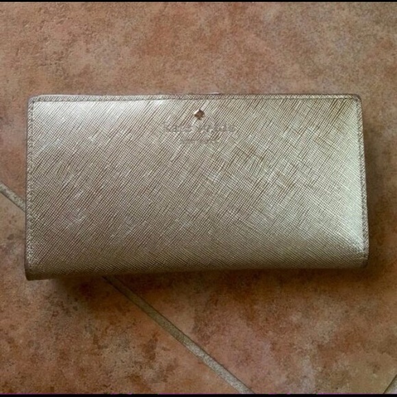 SOLD - Kate spade gold wallet - Picture 1 of 4