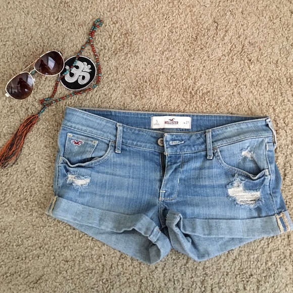 Light wash cut off shorts