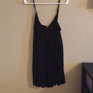 Garage solid black romper