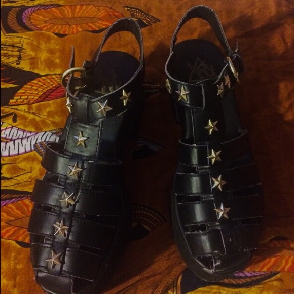 Black Platform Starred shoes!
