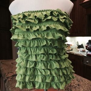 Green Hollister tube top.