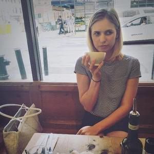 Meet your Posher, Julia