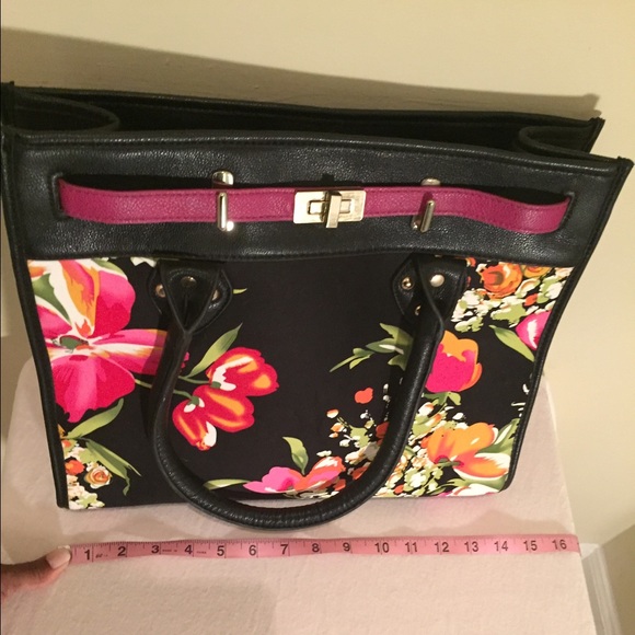 Floral purse with matching shoe - Picture 3 of 4