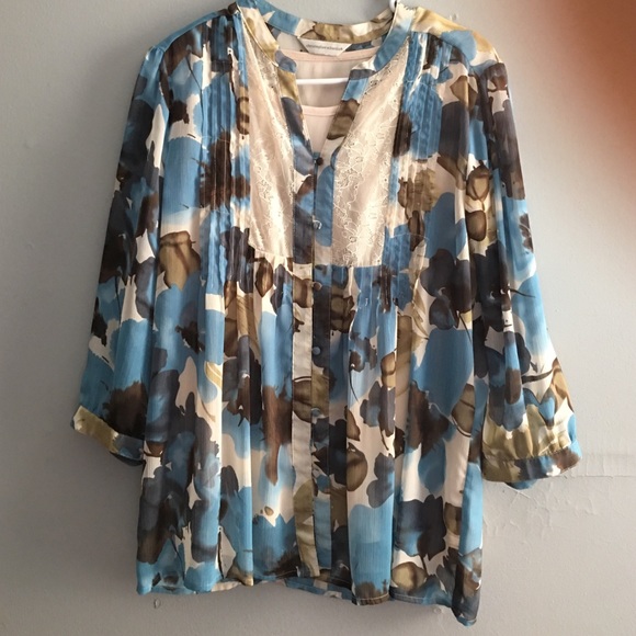 Christopher and Banks large blouse - Picture 2 of 4