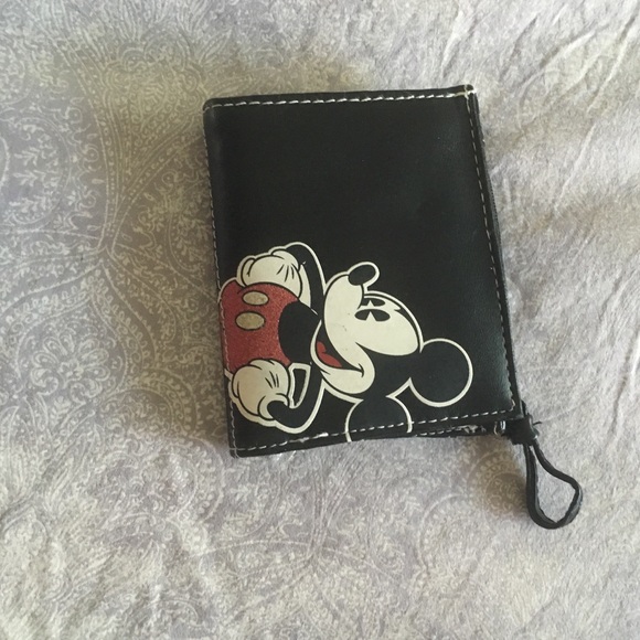 Disney wallet