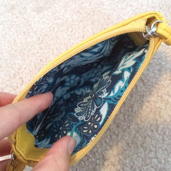 Nine West Yellow Wristlet - Picture 3 of 4