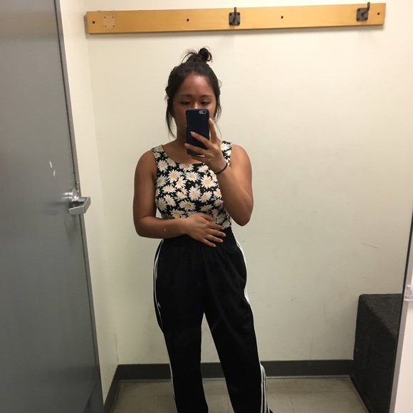 Meet your Posher, Emilia