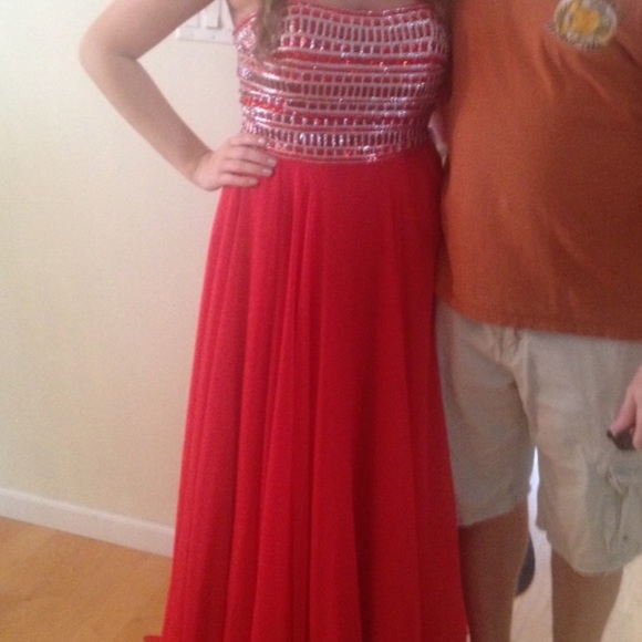 Sherri Hill Prom Dress - Picture 2 of 2