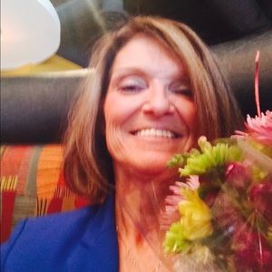 Meet your Posher, Sharon