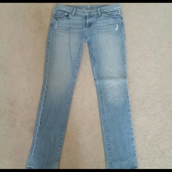 7 for all mankind