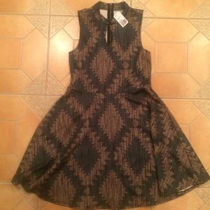 Forever 21 keyhole dress