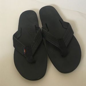 Men's Rainbows- size Medium