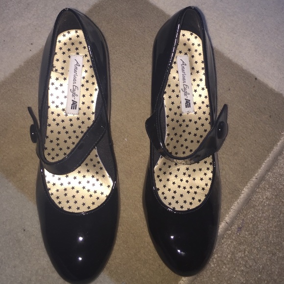 Shiny black heels