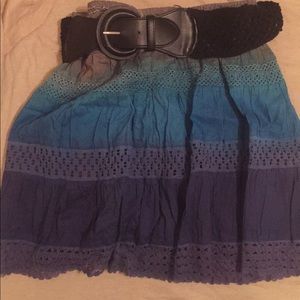 Skirt with belt