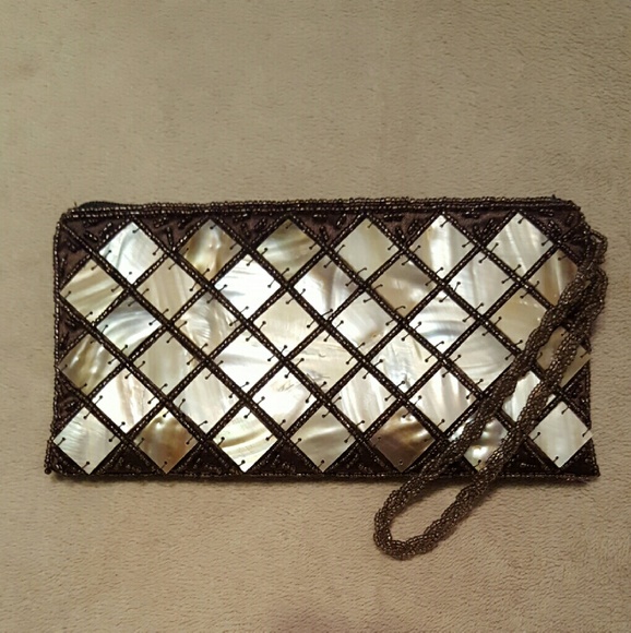 Wristlet