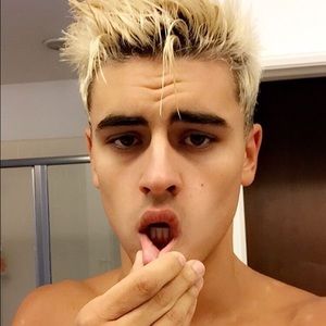 Meet your Posher, Genesis