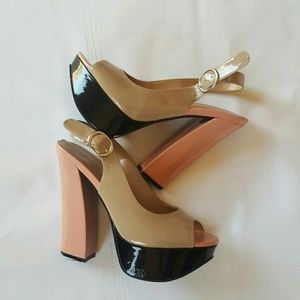 Make a statement| Walk with CHINESE LAUNDRY