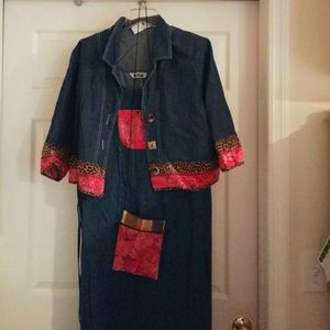 Two piece sleeveless dress with jacket and string