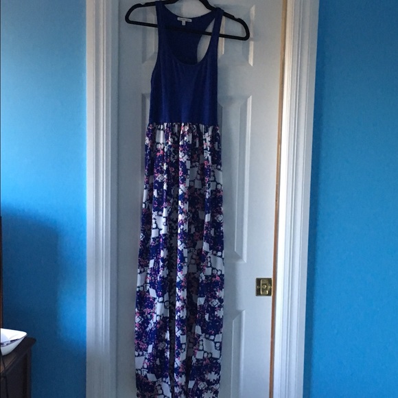 maxi-dress