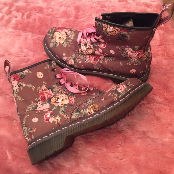 Floral Dr. Martens