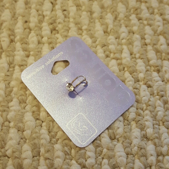 Jeweled Ear Cuff
