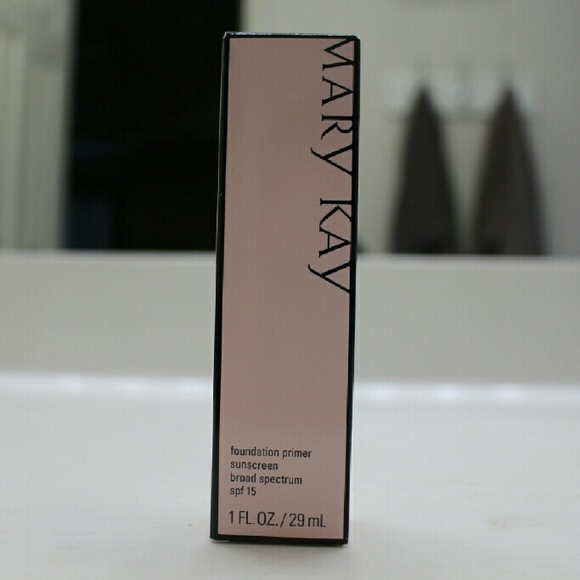 Mary Kay foundation sunscreen primer