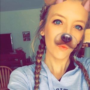 Meet your Posher, Kaylee