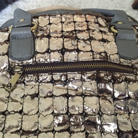 Metallic tote - Picture 3 of 3