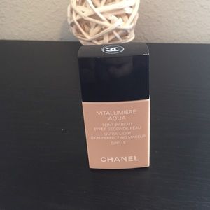 Chanel  foundation- beige rose desert