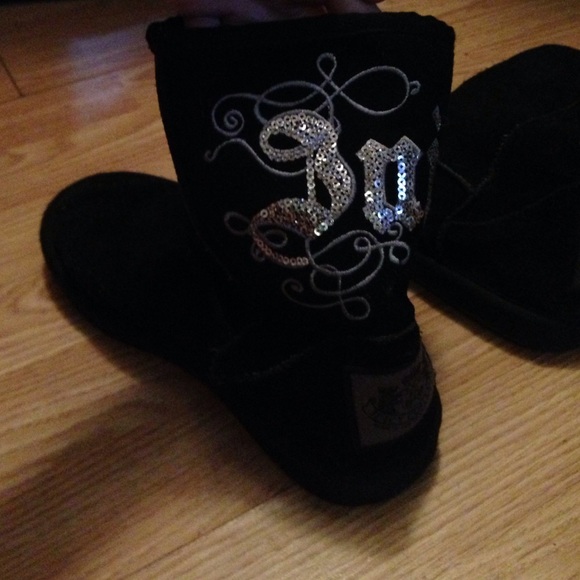 Juices couture boots size 6