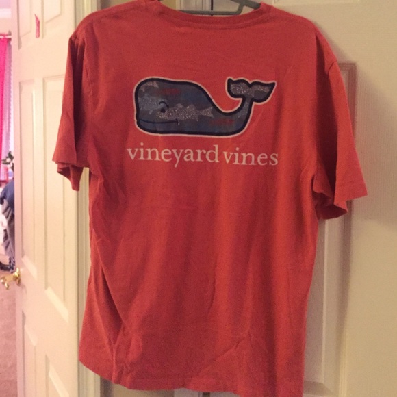 Vineyard Vines T-shirt