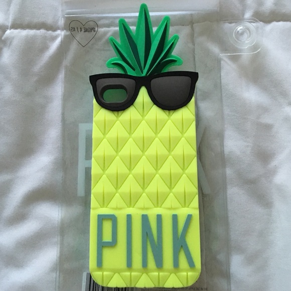 PINK IPhone case for 4 & 4S Models - Picture 1 of 2