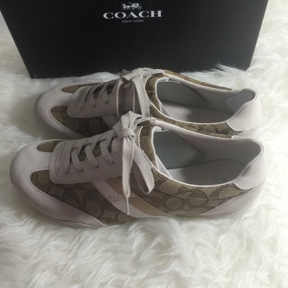 Coach Signature Sneakers - Picture 4 of 4