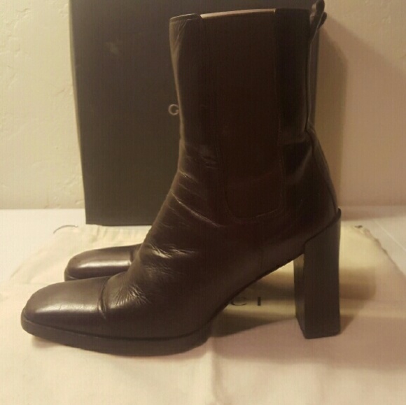 *SOLD* Authentic Gucci Boots Size 9 - Picture 2 of 4