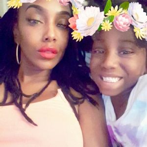 Meet your Posher, Camile