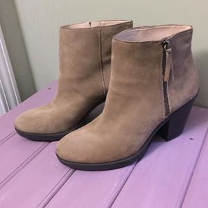 Enzo Angiolini Suede booties