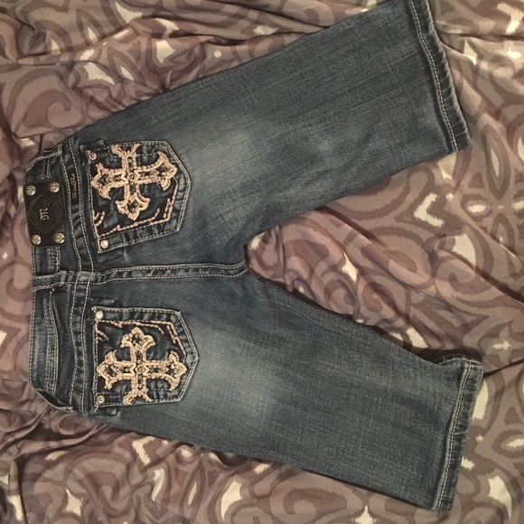 Girls miss me shorts