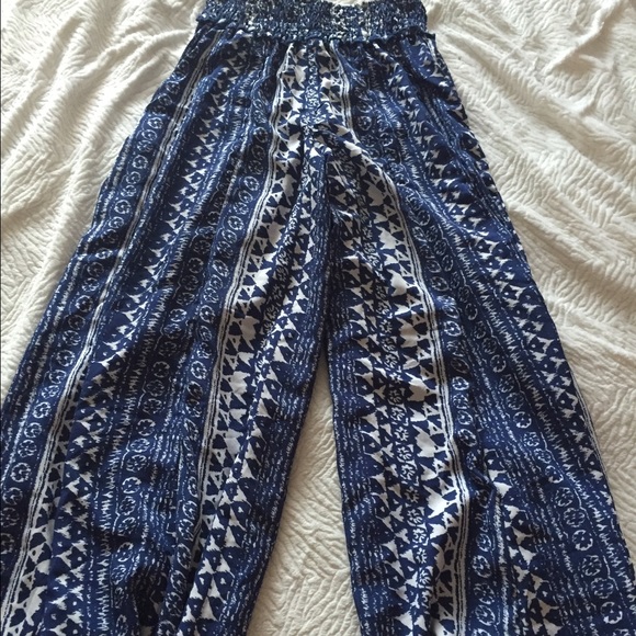 Wide leg pants
