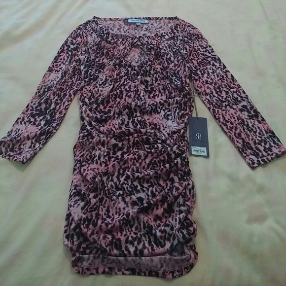 Jennifer Lopez JLo Pink Animal Print Top, XS, NWT - Picture 1 of 3