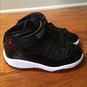 Jordan 11 'Bred' 2012